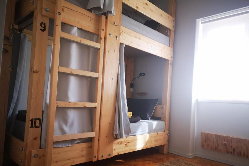 Hostel by Family Surf Home