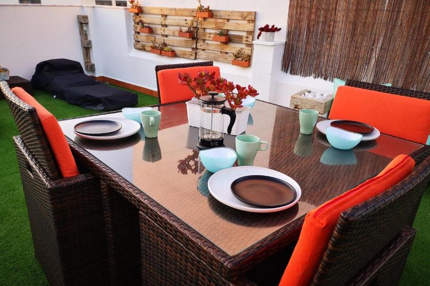 Hostel by Family Surf Home