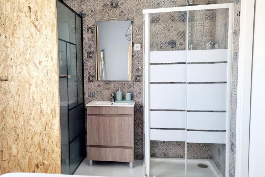 Hostel by Family Surf Home