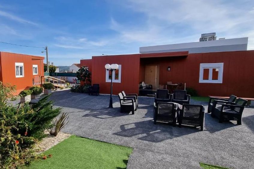 Bungalowns Family Surf Home