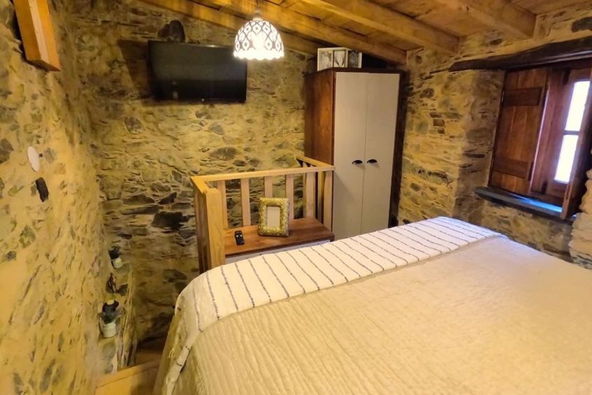 Casa do Talasnal by Refúgio ao Luar