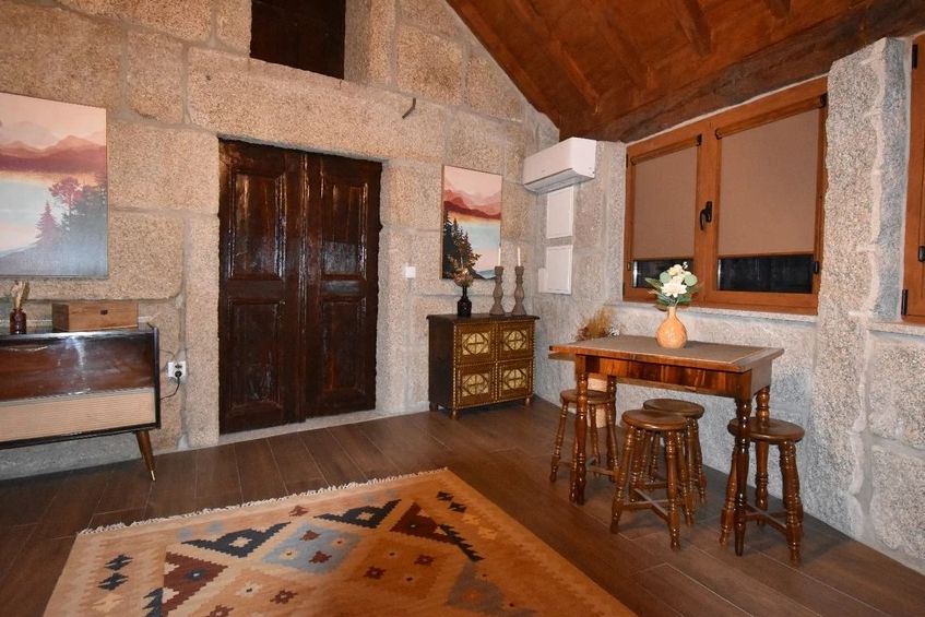 Casa Cabeço do Boi by Refúgio ao Luar