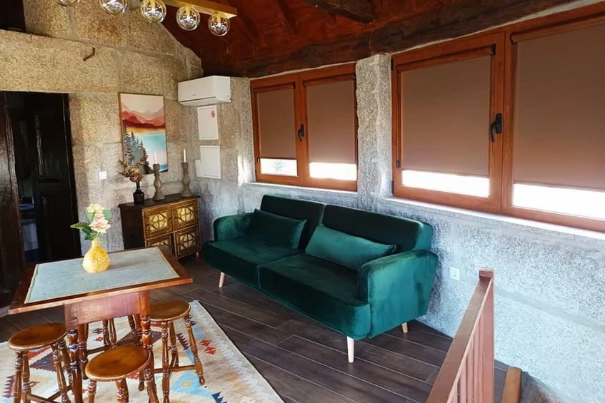 Casa Cabeço do Boi by Refúgio ao Luar