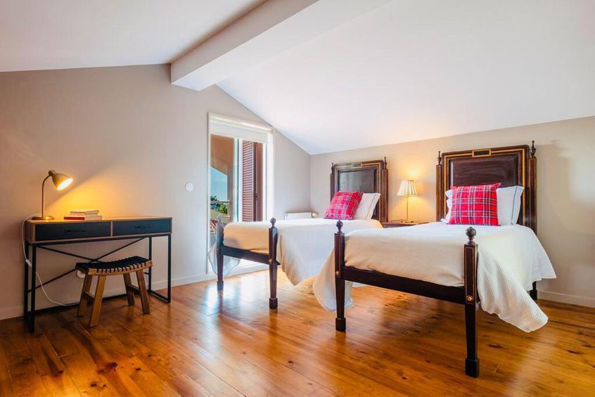  Afife Sea & Mountain Retreat With Pool